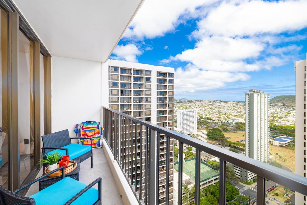 Ocean & Diamond Head Views - Near Beach - Parking! 檀香山 外观 照片