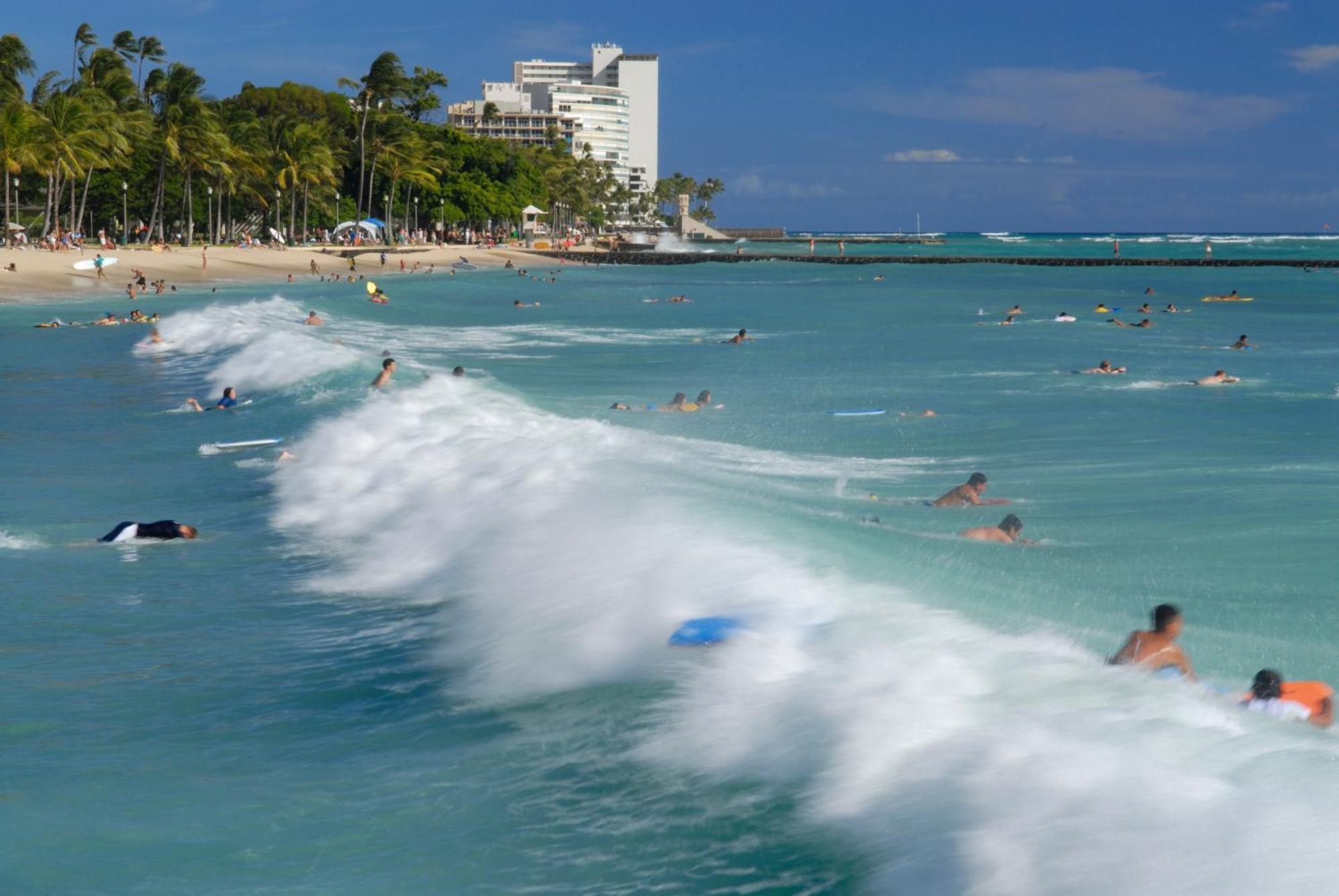 Ocean & Diamond Head Views - Near Beach - Parking! 檀香山 外观 照片